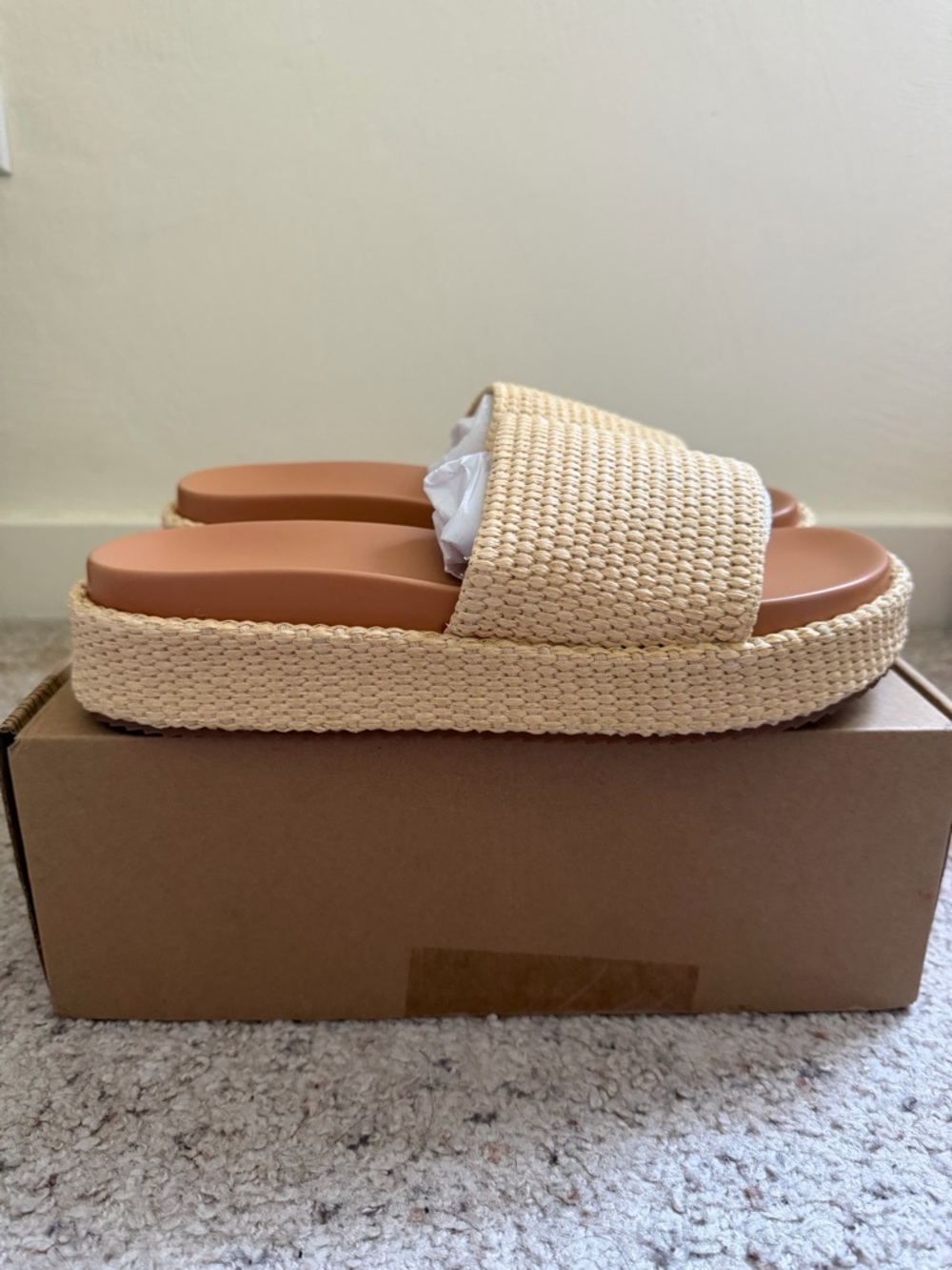 Raffia Woven Platform Slide Sandals | Boho Neutral Summer Beach Slides Size 9 - Picture 5 of 6